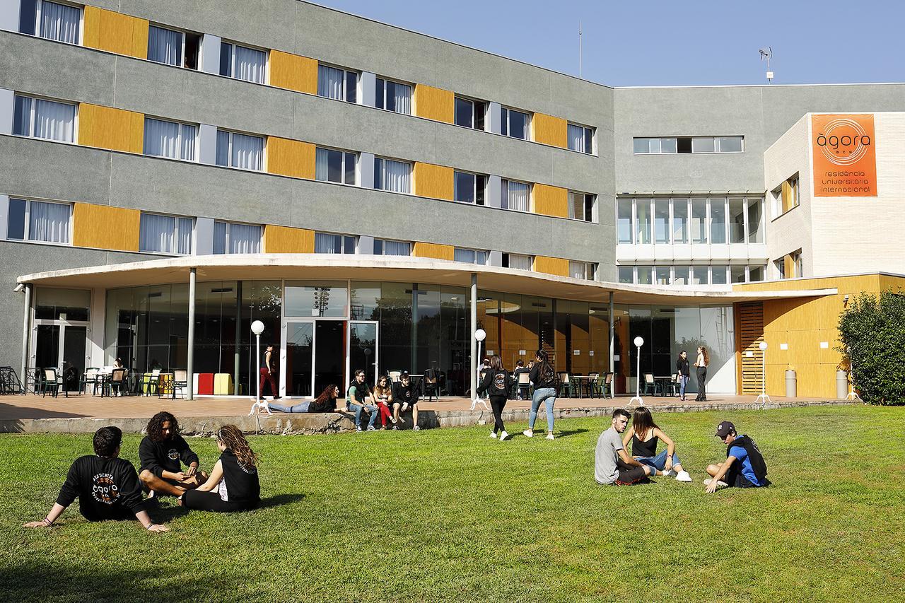 Agora Bcn. Residencia Universitaria Internacional Barcelona Exterior photo